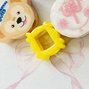 The Fawn Doe Friends frame straw topper